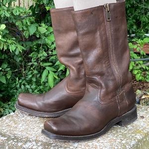 Frye Square Toe Brown Leather Boots